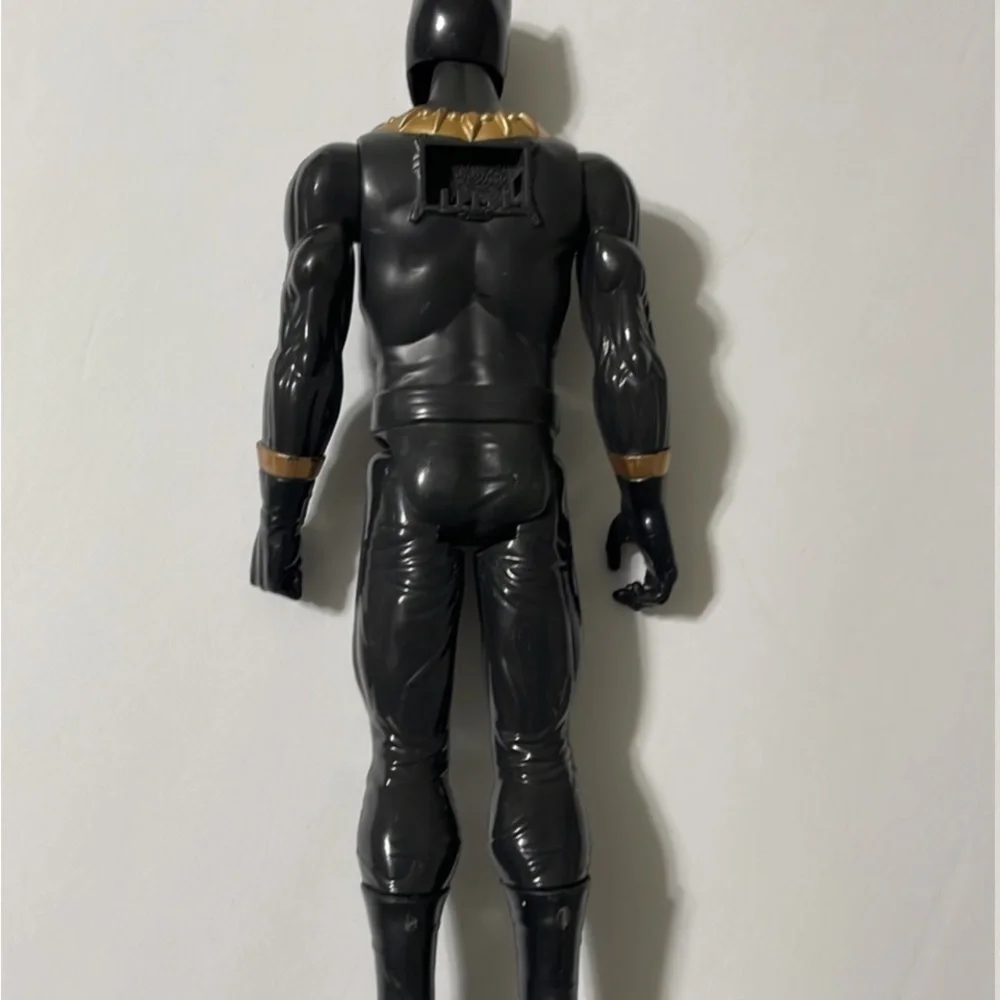 Marvel Black Panther Legend Figure